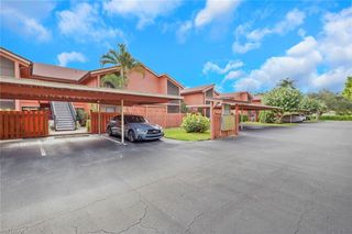 120 Cypress WAY E # B5, Naples, FL 34110