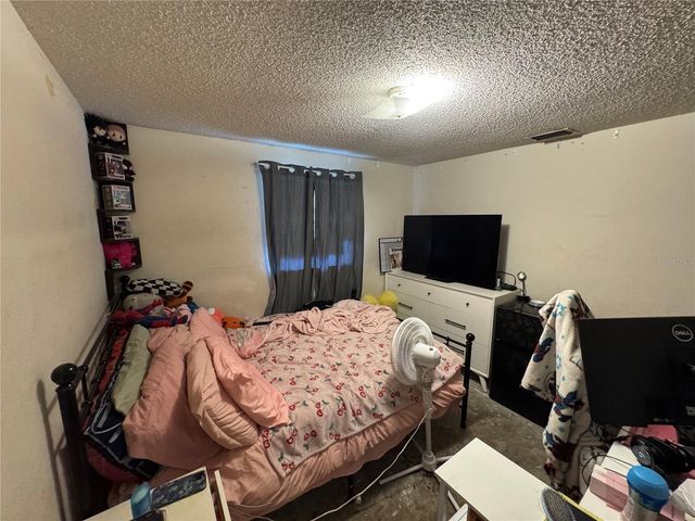 1004 MELROSE STREET, Seffner, FL 33584