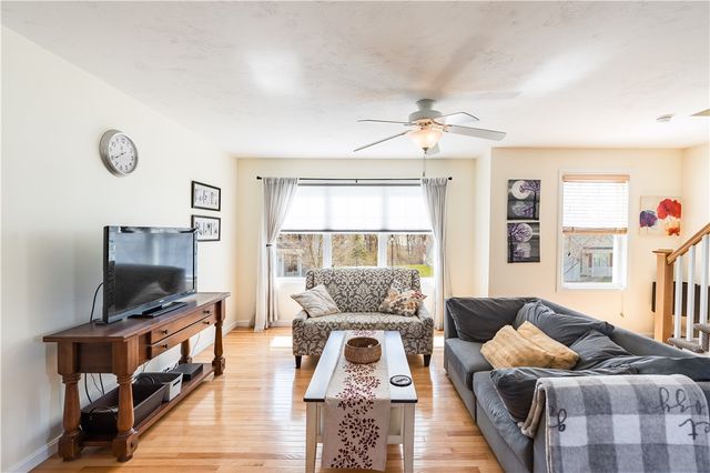 27 Streamview Drive, Cumberland, RI 02864