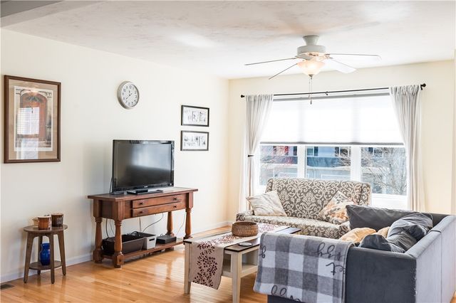 27 Streamview Drive, Cumberland, RI 02864