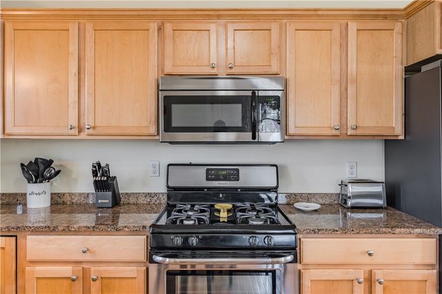 27 Streamview Drive, Cumberland, RI 02864