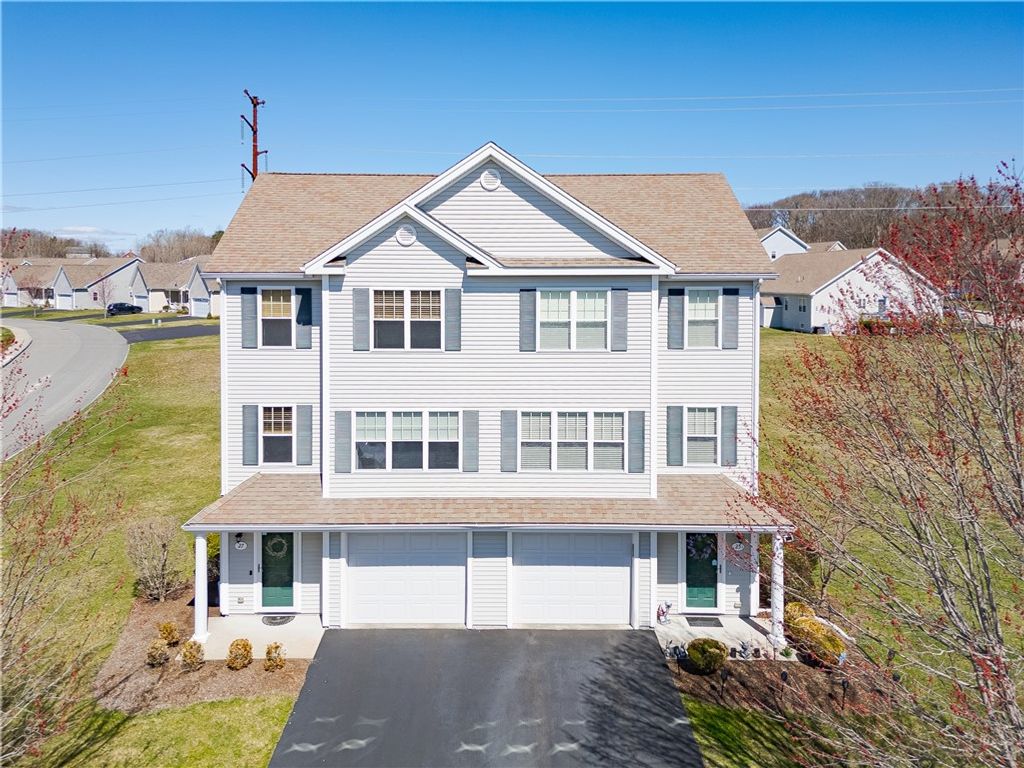 27 Streamview Drive, Cumberland, RI 02864