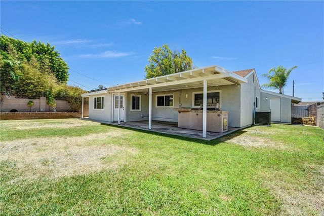 5853 Los Nietos Street, Buena Park, CA 90620