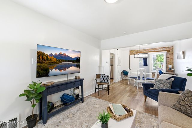 817 Ramona Avenue, Salt Lake City, UT 84105