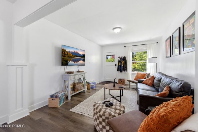 817 Ramona Avenue, Salt Lake City, UT 84105