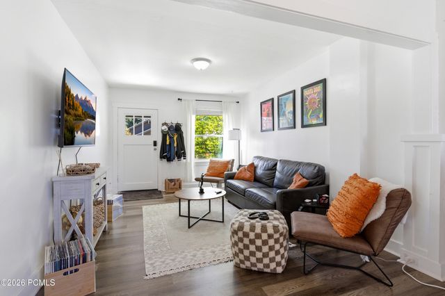 817 Ramona Avenue, Salt Lake City, UT 84105