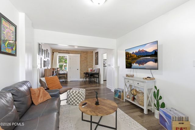 817 Ramona Avenue, Salt Lake City, UT 84105