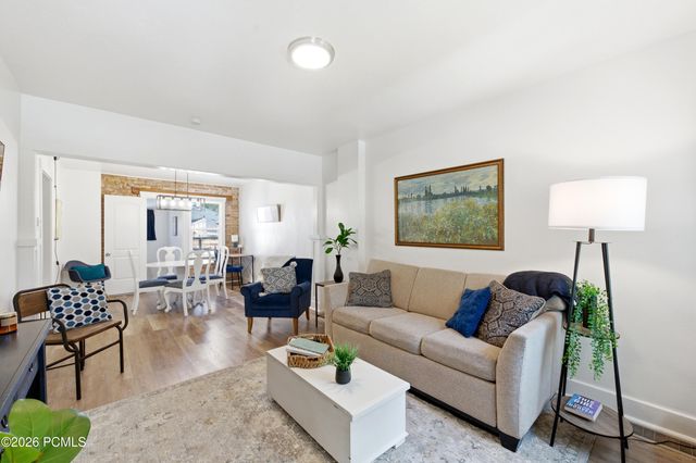 817 Ramona Avenue, Salt Lake City, UT 84105