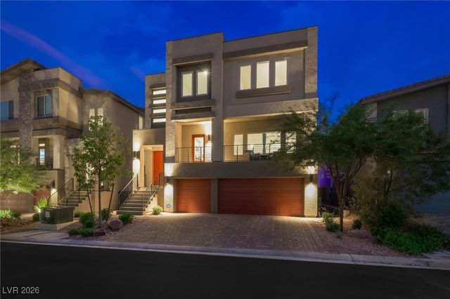 7085 Sunland Hills Avenue, Las Vegas, NV 89113