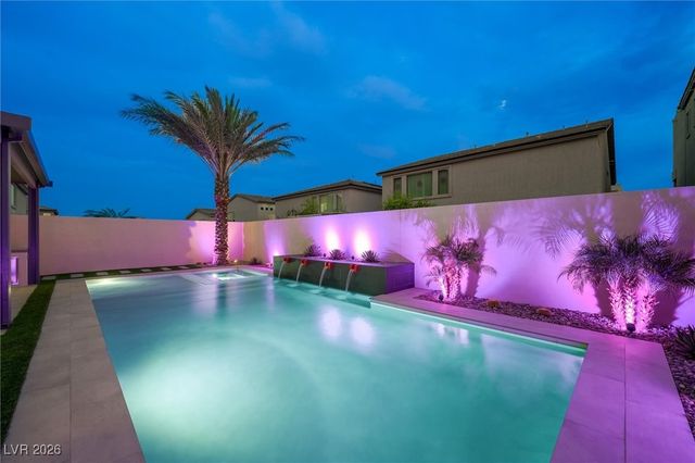 7085 Sunland Hills Avenue, Las Vegas, NV 89113