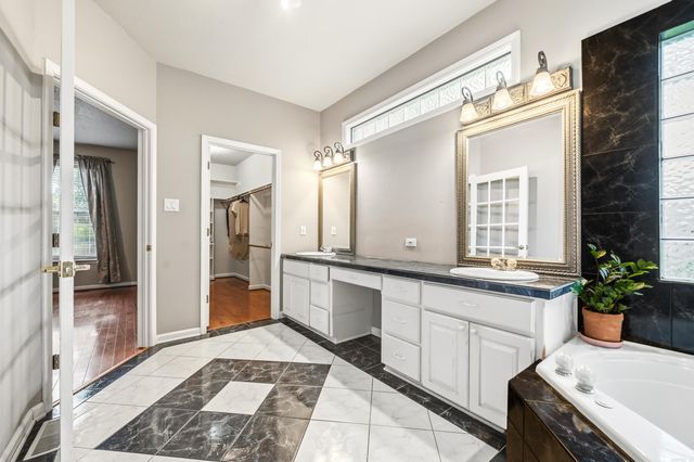 404 Peninsula Drive, Hot Springs, AR 71901