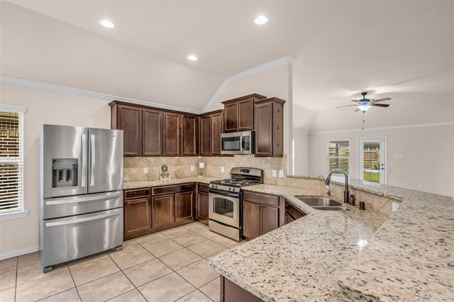 31747 Summit Springs Lane, Spring, TX 77386
