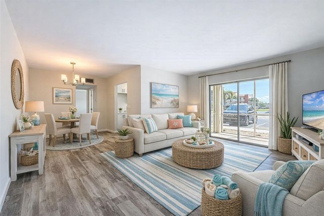 184 117TH AVENUE 2, Treasure Island, FL 33706