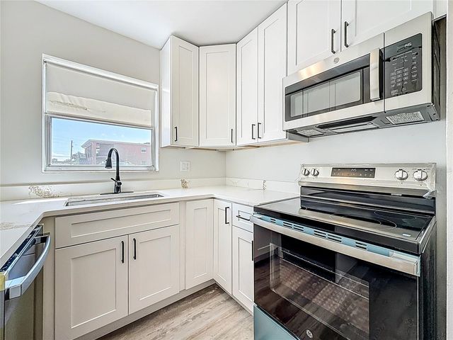 184 117TH AVENUE 2, Treasure Island, FL 33706