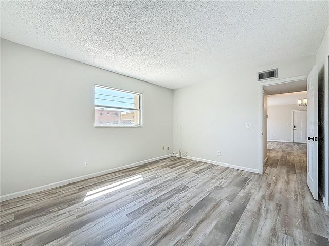 184 117TH AVENUE 2, Treasure Island, FL 33706