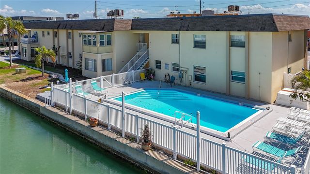 184 117TH AVENUE 2, Treasure Island, FL 33706