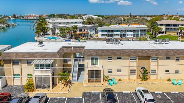 184 117TH AVENUE 2, Treasure Island, FL 33706