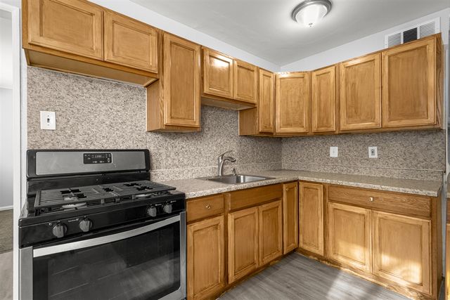 24126 Dartmouth Street, Dearborn, MI 48124