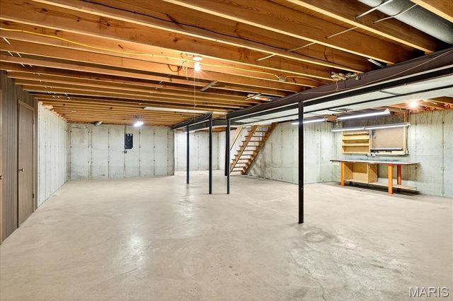 501 Nottingham Drive, Ballwin, MO 63011