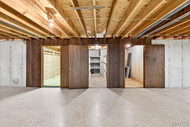 501 Nottingham Drive, Ballwin, MO 63011