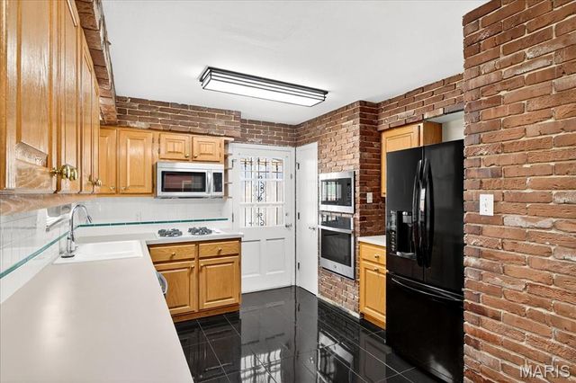 501 Nottingham Drive, Ballwin, MO 63011