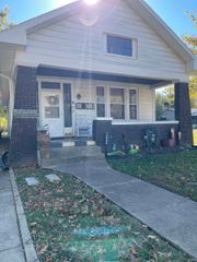 725 Waggoner Avenue, Evansville, IN 47713
