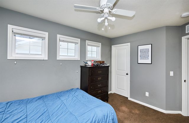 125 64th Street, West Des Moines, IA 50266