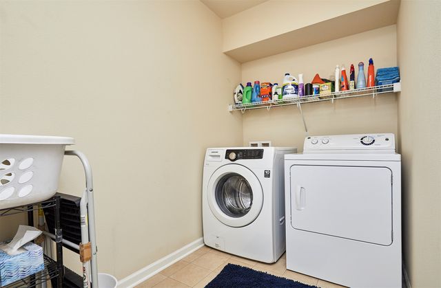 125 64th Street, West Des Moines, IA 50266