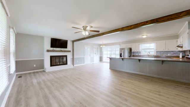 392 Adams Rd, Shelbyville, TN 37160