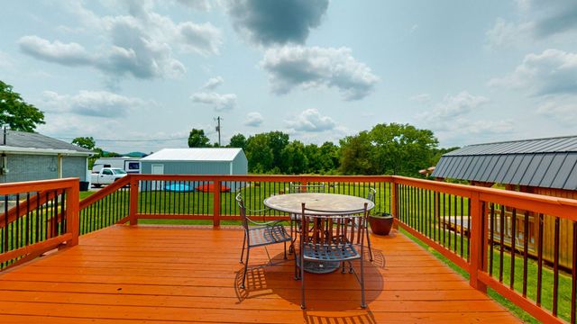 392 Adams Rd, Shelbyville, TN 37160