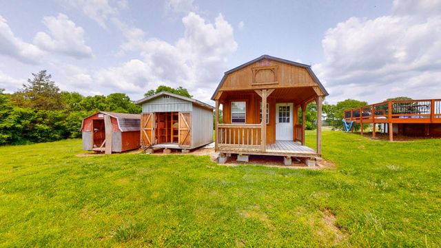 392 Adams Rd, Shelbyville, TN 37160