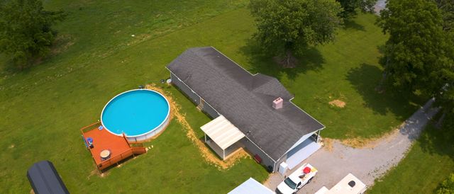 392 Adams Rd, Shelbyville, TN 37160
