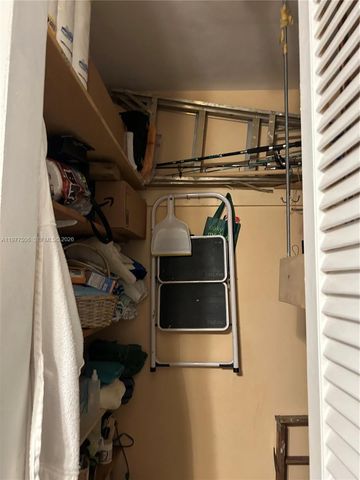 322 Taylor Street 2D, Hollywood, FL 33019