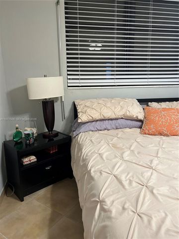 322 Taylor Street 2D, Hollywood, FL 33019