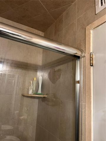 322 Taylor Street 2D, Hollywood, FL 33019