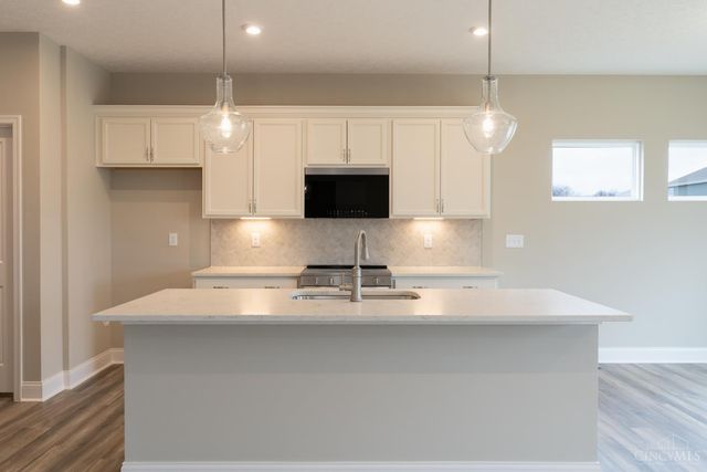 8071 Rock Island Drive, Harrison, OH 45030