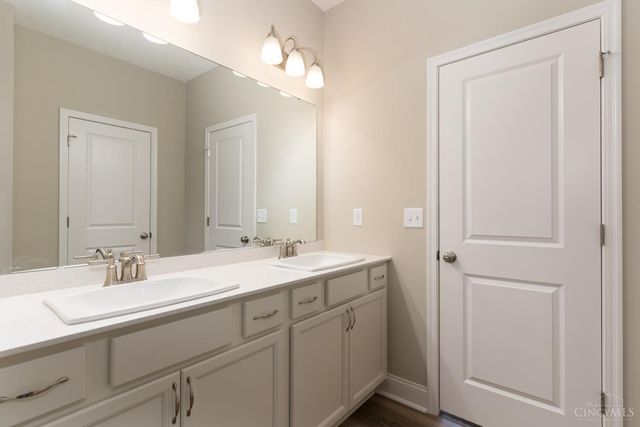 8071 Rock Island Drive, Harrison, OH 45030