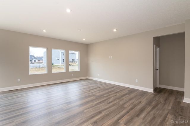 8071 Rock Island Drive, Harrison, OH 45030