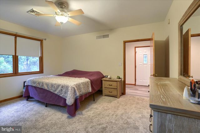 12 S RIDGE ROAD, Boiling Springs, PA 17007