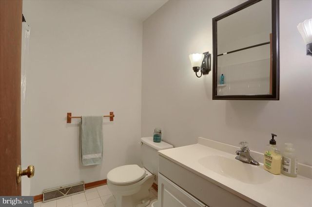 12 S RIDGE ROAD, Boiling Springs, PA 17007