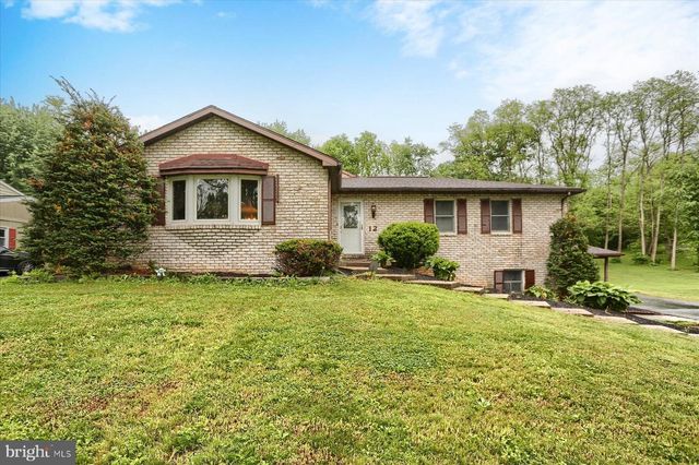 12 S RIDGE ROAD, Boiling Springs, PA 17007