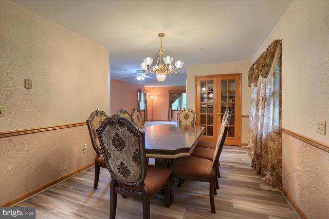 12 S RIDGE ROAD, Boiling Springs, PA 17007