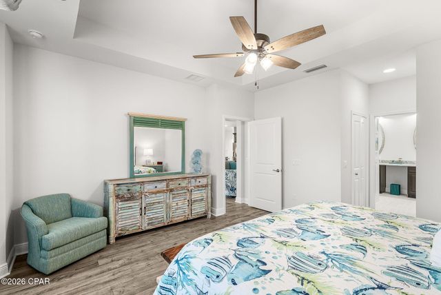 8414 Landshark Boulevard, Panama City Beach, FL 32413