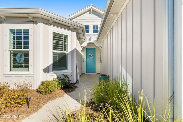 8414 Landshark Boulevard, Panama City Beach, FL 32413