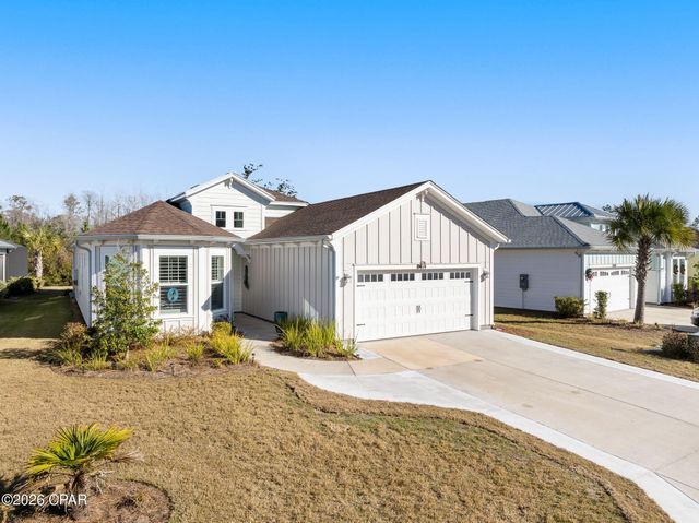 8414 Landshark Boulevard, Panama City Beach, FL 32413