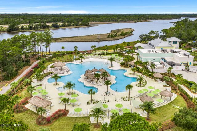 8414 Landshark Boulevard, Panama City Beach, FL 32413