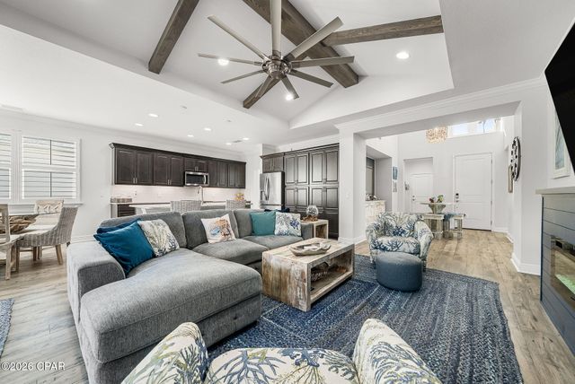 8414 Landshark Boulevard, Panama City Beach, FL 32413