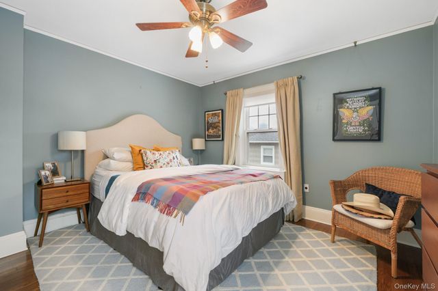 54 Lakeview Avenue, Hartsdale, NY 10530