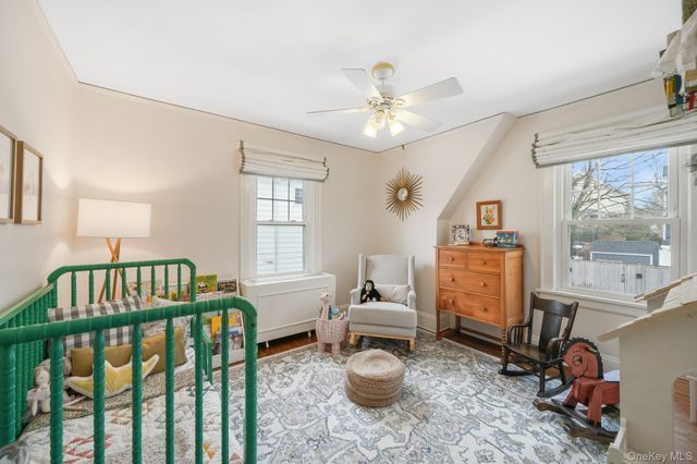 54 Lakeview Avenue, Hartsdale, NY 10530