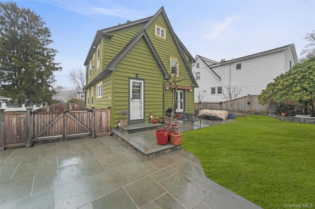 54 Lakeview Avenue, Hartsdale, NY 10530